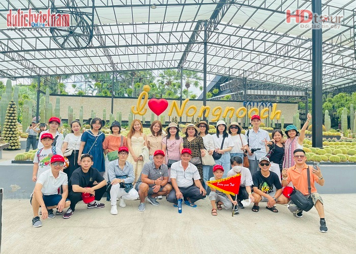 KHÁCH TRẢI NGHIỆM